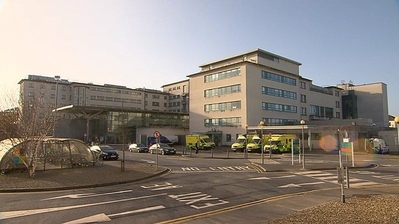 Woman with serious breast cancer gets urgent court hearing against HSE Woman with serious breast cancer gets urgent court hearing against HSE