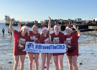 Community Spirit Abounds – Over 1,000 Take Part in 2025 COPE Galway Christmas Swim