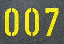 How James Bond Helped Make Baccarat a Cultural Icon