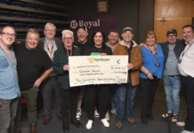 Saw Doctors gigs raise €18,750 for Sunflower Children’s Hospice